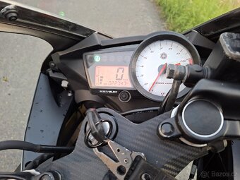 Yamaha yzf-r125 2013 - 5