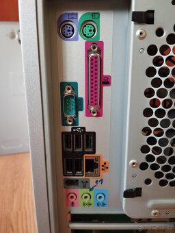 HP Workstation xw 8400 - 5