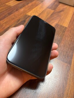 iPhone 11 64gb - černá - 5
