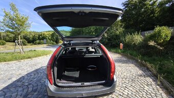 Citroën C5 2.0 HDi 2005 100 kW EURO 4 - 5
