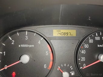 Kia 1,5 CRDI 2006 - 5