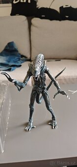 Prodam 1/10 ultimate Alien 1,2,3+ Newborn. - 5