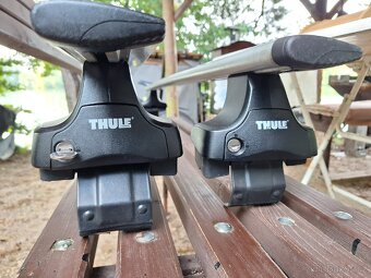 Prodám střešní nosiče Thule WingBar 135 cm - 5