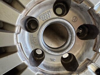 Alu disky r17 vw passat b6 - 5