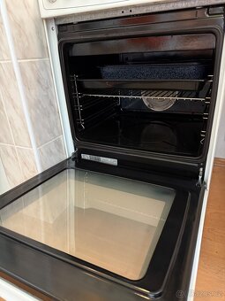 Elektrický sporák Electrolux EKV5600 - 5