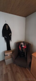 Ruzne sběratelské postavičky a kresby - 5