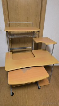 Stůl pod PC - 5