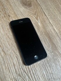 Apple iPhone 5 16GB - 5