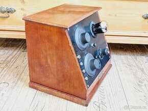 Starožitné rádio Elektrofon E11. Elektromekano, 1924 - 5