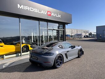 Prodám Porsche 718 Cayman GT4 RS Weissach - 5