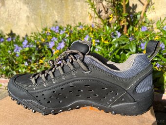 Nizke pohorky Merrell Intercept vel. 42- nove - 5