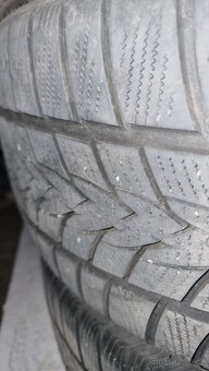 Zimní Pneu 235/40 r19 - 5