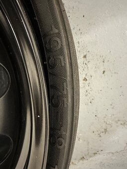 VW Touareg dojezdové kolo - 5