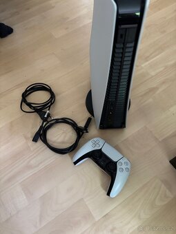 PlayStation 5 - 5