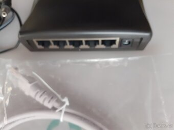 Prodám síťový přepínač - switche zn. Kanyon - 5
