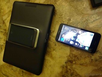 Asus PadFone 2 64GB i s dokovací stanicí - 5