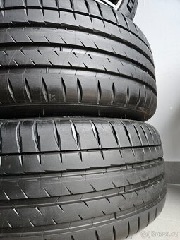 Orig. Mercedes AMG - Letní 255/40/20 - Zánovní - - 5