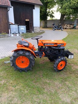 Malotraktor Kubota B7000 - 5