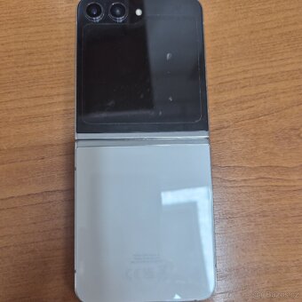 Samsung Galaxy Z Flip5 8GB/512 GB Cream - 5