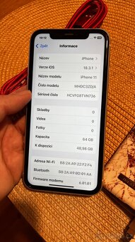 Prodám bílý iPhone 11 64GB v super stavu - 5