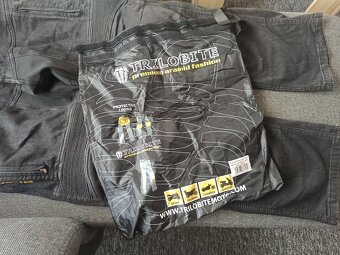 Prodám pánské džíny na motorku - 5