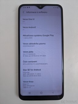 Samsung Galaxy A20e 3/32gb white - 5