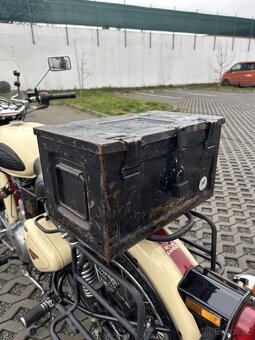 Royal Enfield Classic 500 - 5