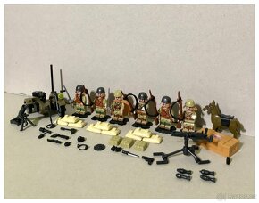 Rôzne sety vojakov (8ks) 1 + doplnky - typ lego - 5