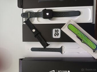 Prodám hodinky Apple watch 7 Nike. - 5