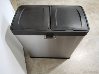 Nerezový nášlapný odpadkový koš na tříděný odpad TORO 60l - 5