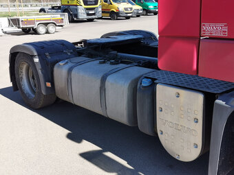 Prodám tahač návěsů VOLVO FH 13 440 42T EURO 5 - 5