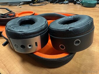 Sluchátka PARROT ZIK - 5