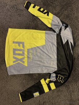 Dres Fox různé velikosti - 5