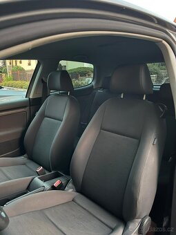 VW Golf 5 - 5