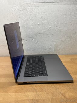 MacBook Pro 16inch 2021 /16GB RAM /M1 Pro/512GB SSD/Záruka - 5