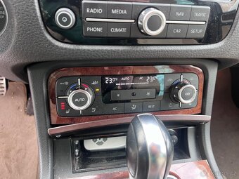 Vw Touareg 3.0 tfsi hybrid - 5