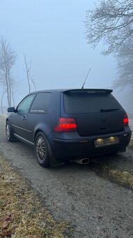 Golf 4 1.6 - 5