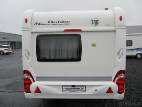 Prodám karavan Hobby 440 sf,r.v.2012 + mover + předstan. - 5