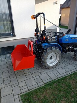 Transportní box hydraulicky sklápateľný za malotraktor - 5