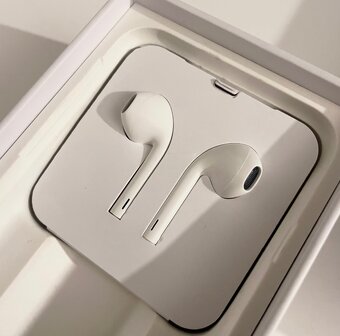iPhone 8 - 5