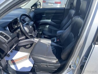 Mitsubishi Outlander 2,0 TDI 4X4 7 MÍST,KŮŽE,NAVI,ALU - 5