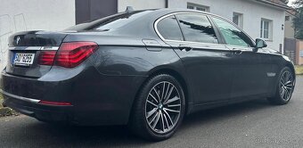 BMW 730d xDrive, tažné zařízení, Harman Kardon - 5