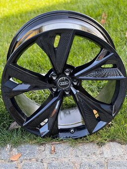 Sada zánovních alu kol Audi rs (6)(7) - 5