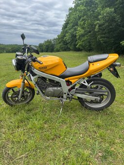 Hyosung GT 125 Comet - spolehlivá a stylová motorka - Brno - 5