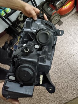 Levé přední světlo Dacia Sandero nebo Logan - 5