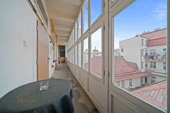 Prodej bytu 3+1 96 m² Sokolovská, Praha - Karlín - 5