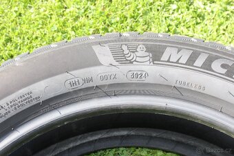 235/50 R19 - 5