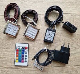 Obyváková vitrína s LED podsvícením - 5