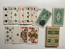 Sběratel nabízí staré karetní hry - 5