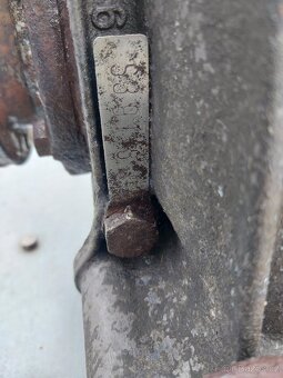 BMW samosvor 3,91 - 5